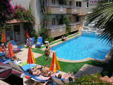Ozcan Beach Hotel Turunç Exterior foto